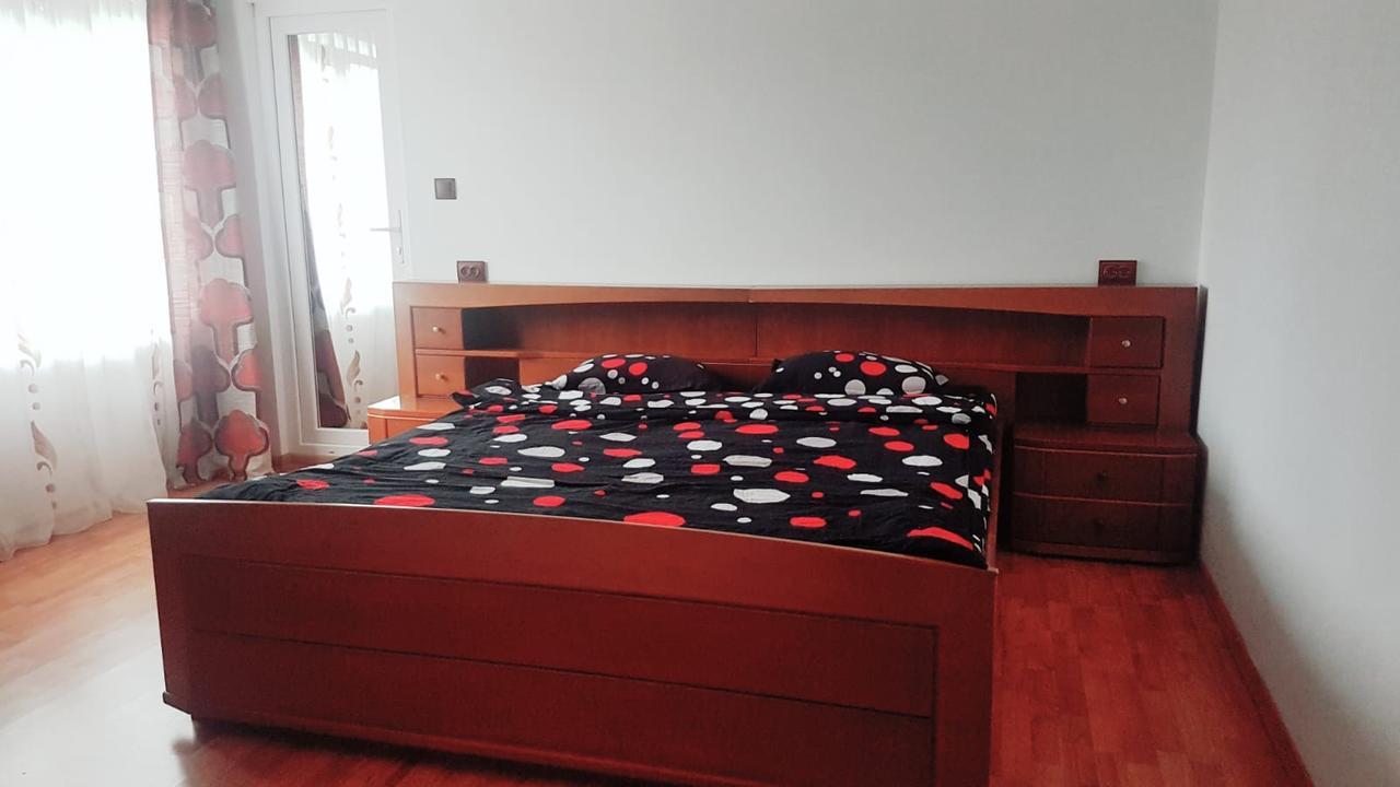 Casa De Vacanta Madalina Novaci-Străini Kültér fotó